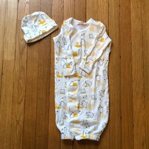 Magnetic Me newborn - 3 month baby gown with matching hat